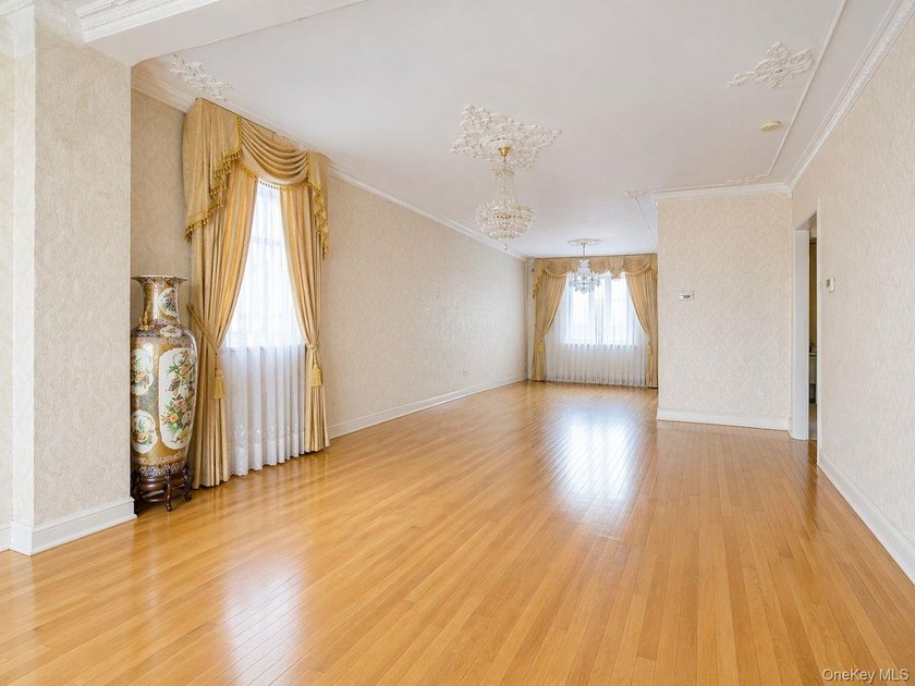 Beautiful brick single-family home in the heart of Forest Hills - photo 2