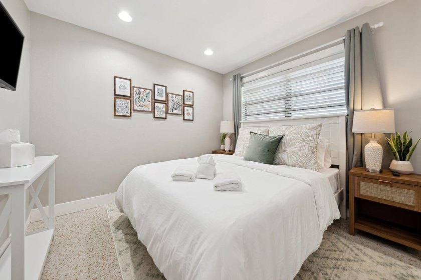 2507 NW 8th Ave - photo 13