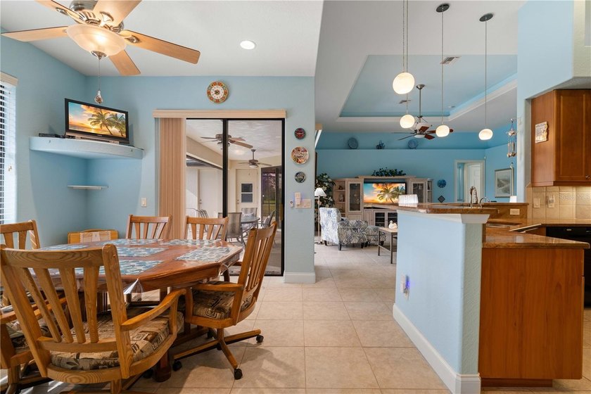 LAKEFRONT POOL HOME IN BURNT STORE LAKES W/SOUTHERN REAR - photo 26