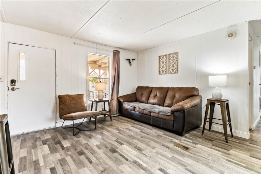 Dive into delightful living with this charming, fully furnished - photo 11