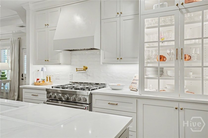 Enjoy luxury living inside and out. Positioned on an elevated - photo 15
