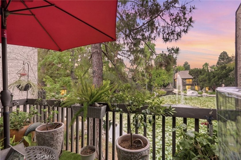 Ideally situated in one of the most sought-after locations - photo 3