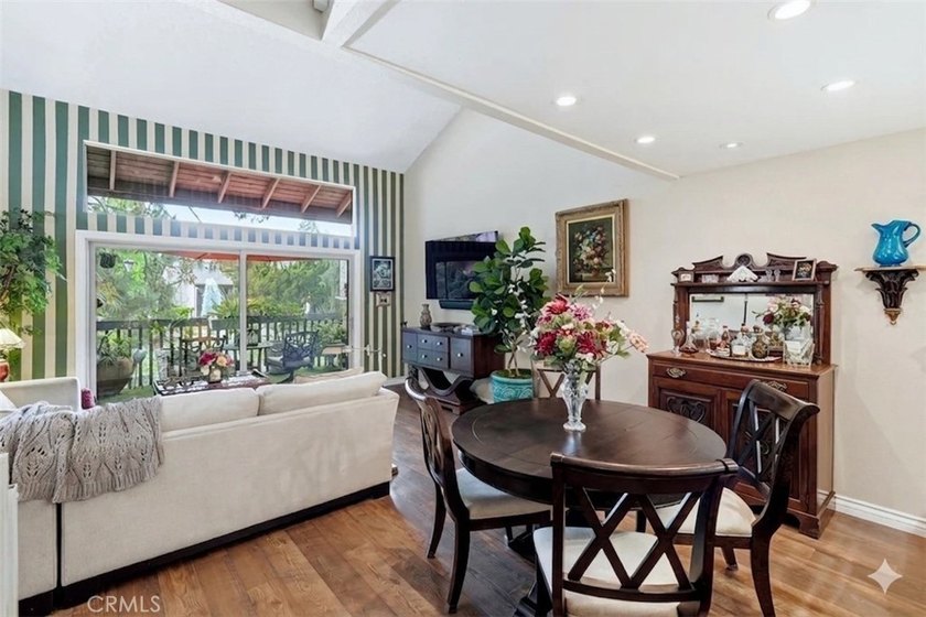 Ideally situated in one of the most sought-after locations - photo 7