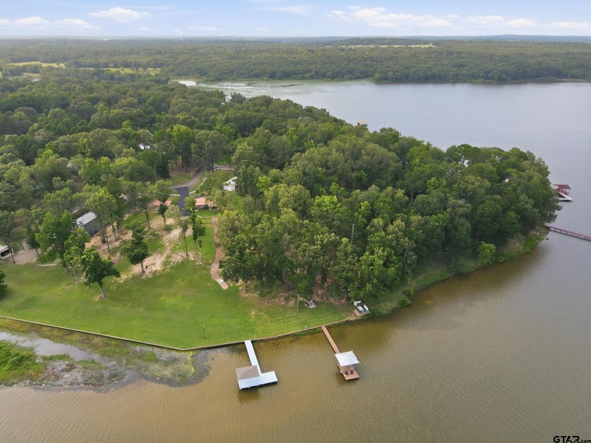 Escape to the peaceful shores of Lake Bob Sandlin with this - photo 13