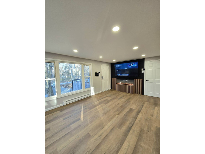 Welcome home to 65 Windsor Road with lots of curb appeal - photo 24