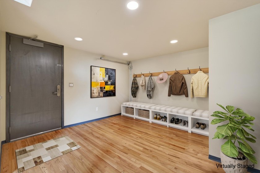 One of North Loop's finest, the 801 Washington Lofts! This - photo 8