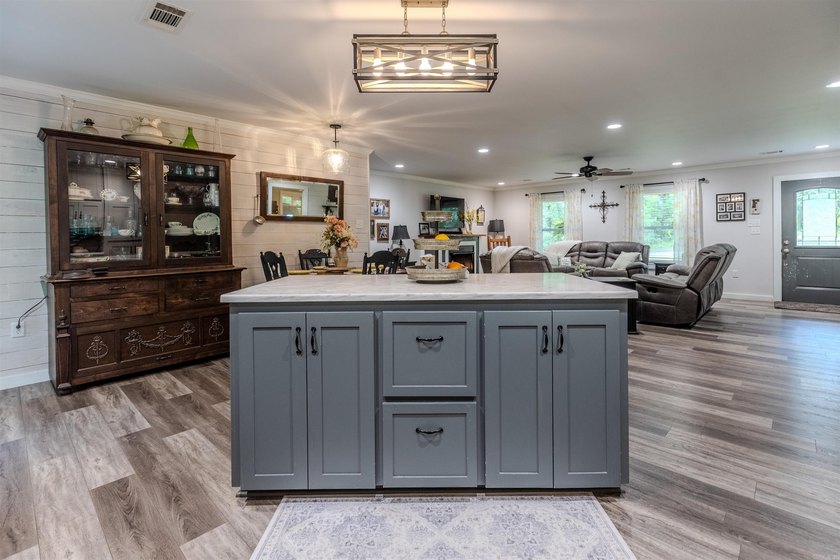 Discover the perfect blend of privacy, comfort, and convenience - photo 18