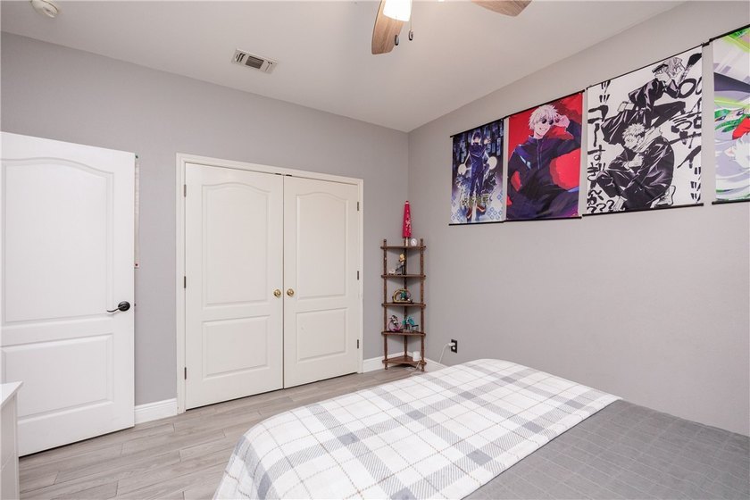 **Welcome to 14422 Chantilly Drive in the highly sought-after - photo 30