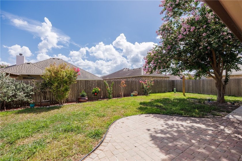 **Welcome to 14422 Chantilly Drive in the highly sought-after - photo 40