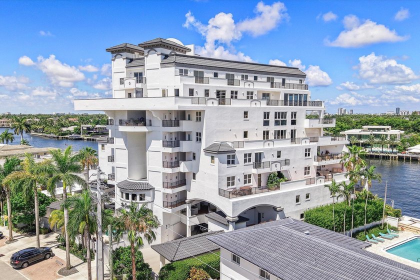 Welcome to this exceptional waterfront condominium located in - photo 45