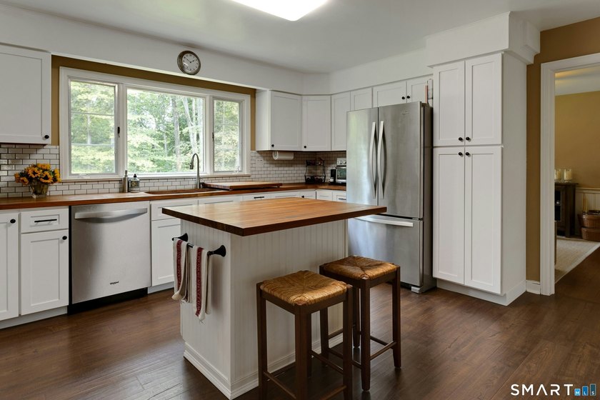 Beautifully maintained and thoughtfully updated, 160 Eden Road - photo 10