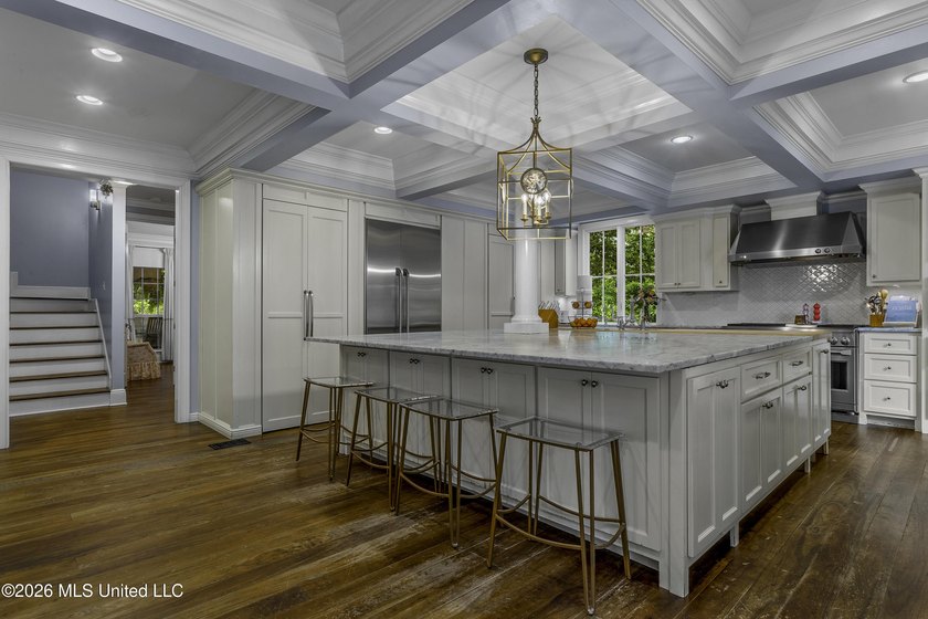 Located in the absolute heart of downtown Ocean Springs on one - photo 17