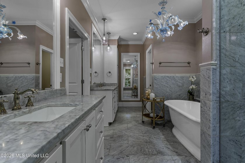 Located in the absolute heart of downtown Ocean Springs on one - photo 30