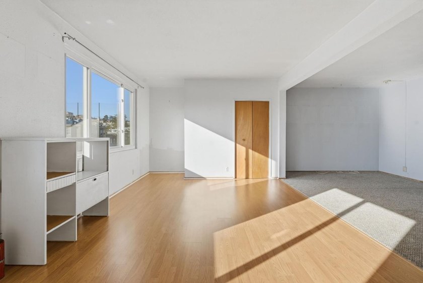 Ideally located near the University of San Francisco and the - photo 21