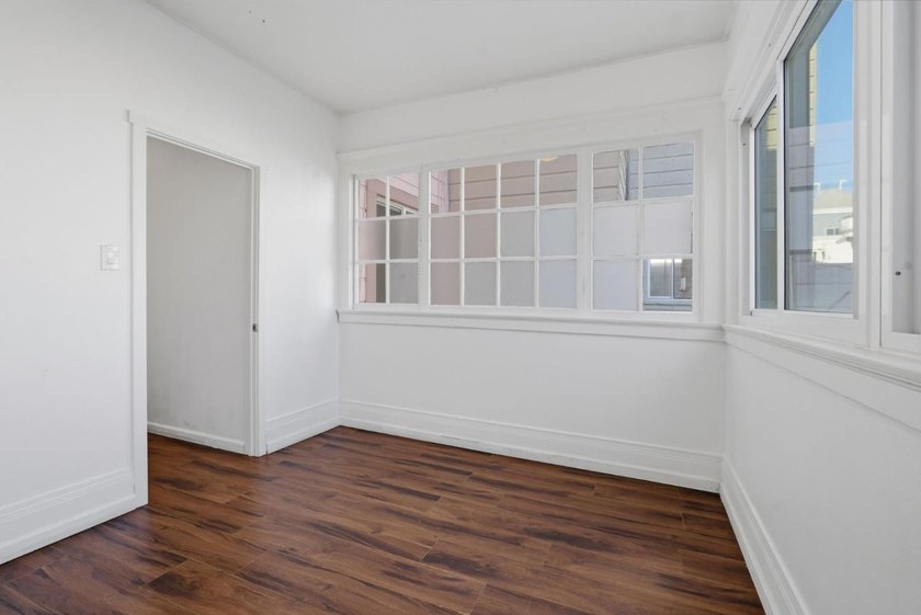 Ideally located near the University of San Francisco and the - photo 24