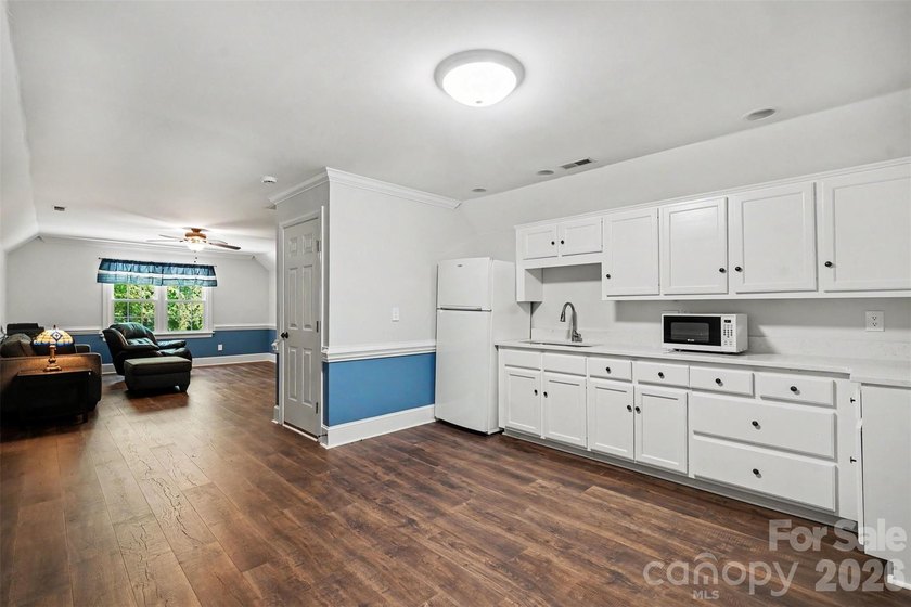Nestled in one of South Charlotte's most established and - photo 25