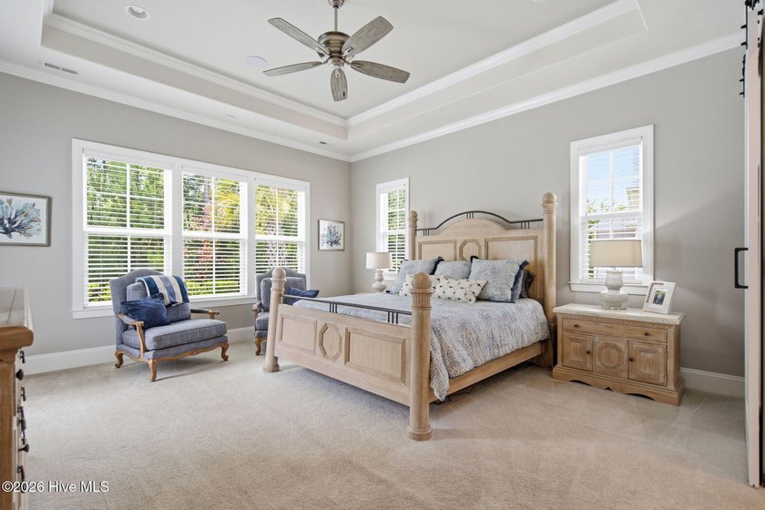 Experience exceptional luxury and timeless craftsmanship in this - photo 30