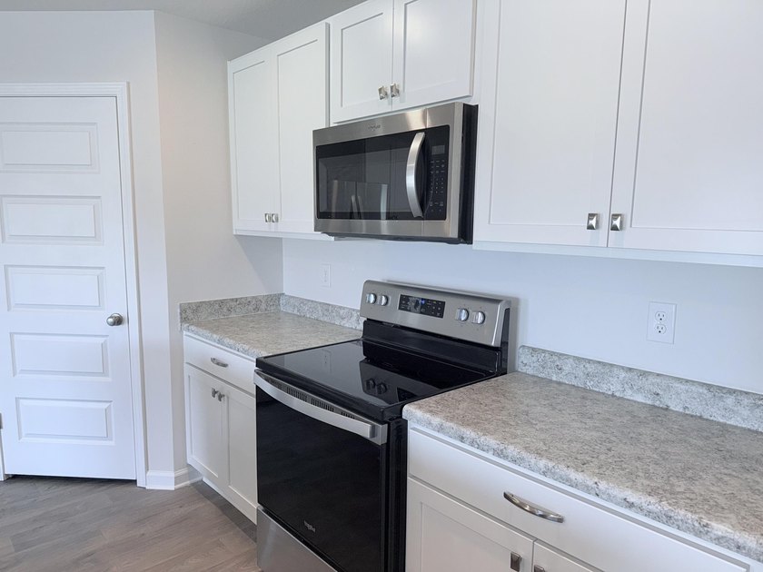 $5,000.00 Towards your closing cost! Welcome to your new home! - photo 4