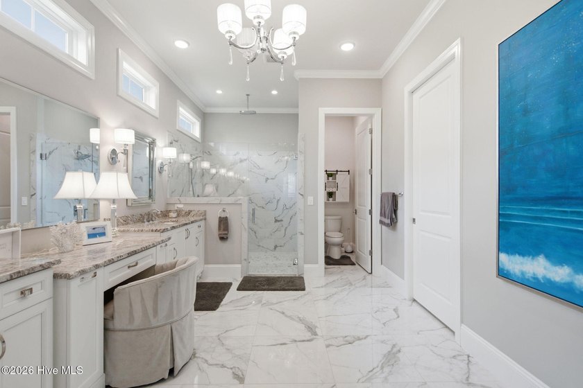Experience exceptional luxury and timeless craftsmanship in this - photo 34