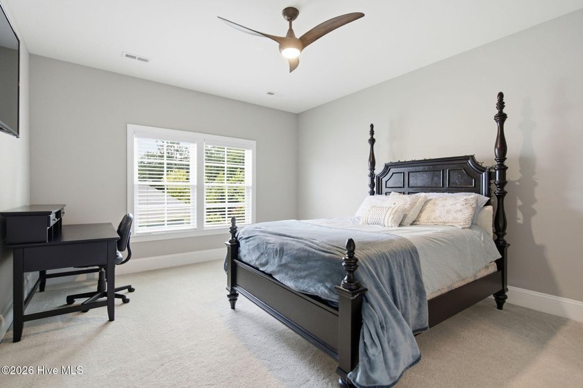 Experience exceptional luxury and timeless craftsmanship in this - photo 41