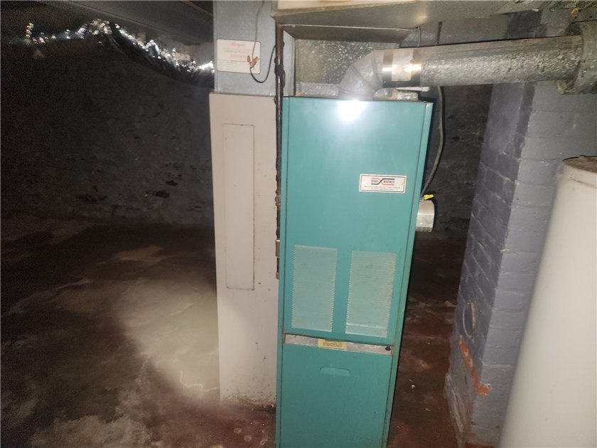 Investor Alert! Great opportunity to add a value-add property to - photo 13