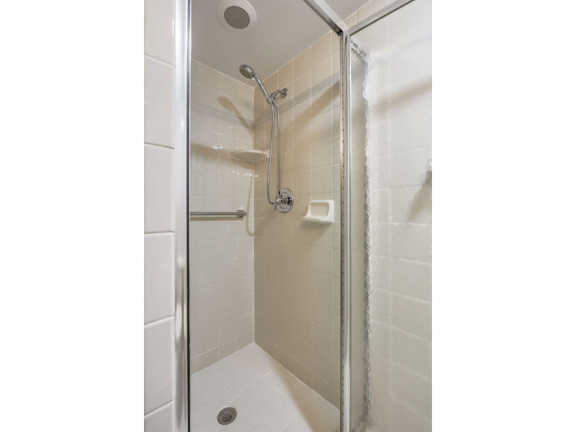 This highly updated two bedroom, two bath first floor end Unit - photo 17