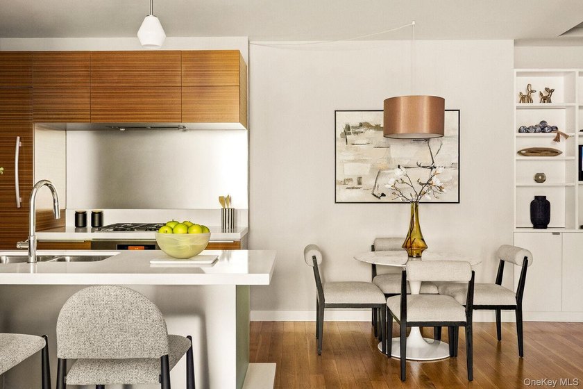 This is the kind of one bedroom that almost never comes up at - photo 6