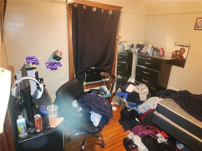 Investor Alert! Great opportunity to add a value-add property to - photo 13