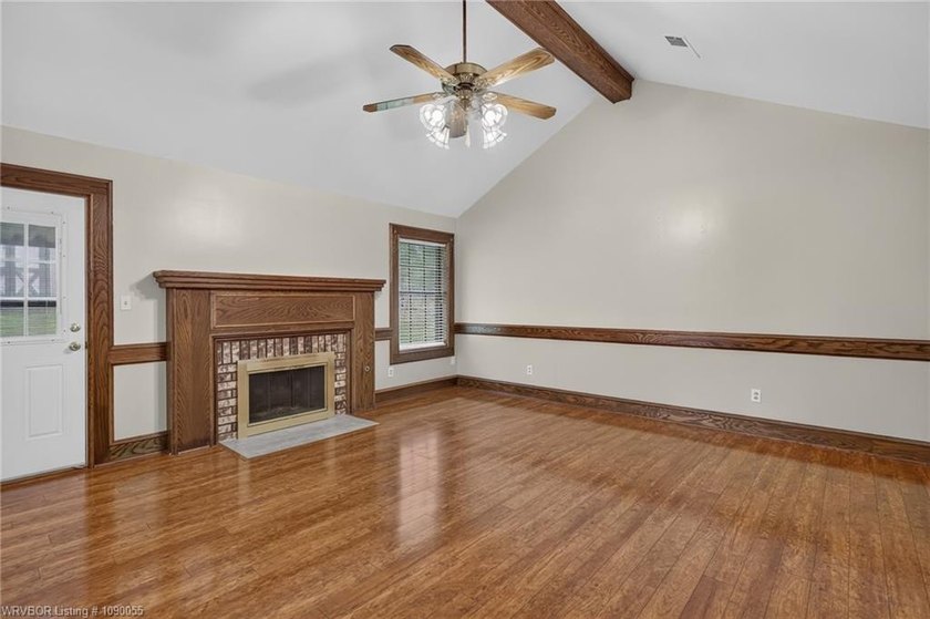 Traditional design and timeless style is what you'll love about - photo 10