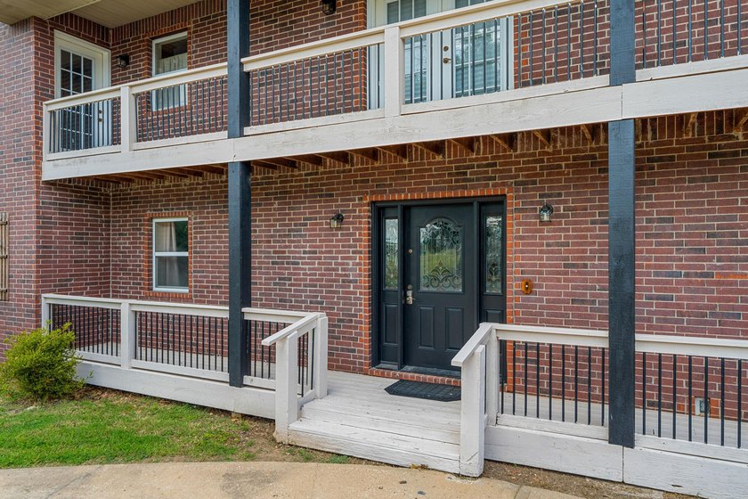 Discover the perfect blend of space, comfort, and lake living in - photo 50