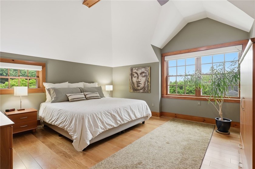 Set in the premier Cobbs Hill enclave, this move-in ready home - photo 20