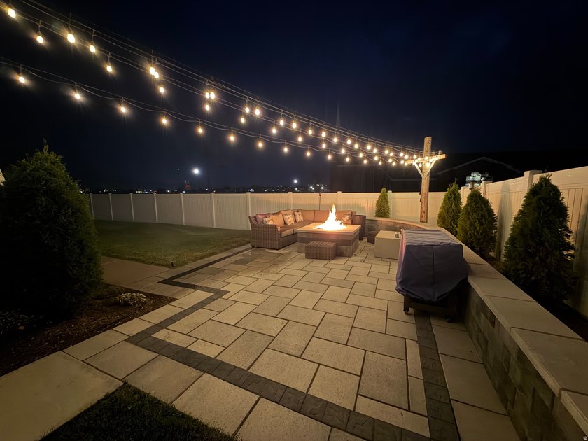 Absolutely stunning home!! Like-new 3 year old D.R. Horton home - photo 49