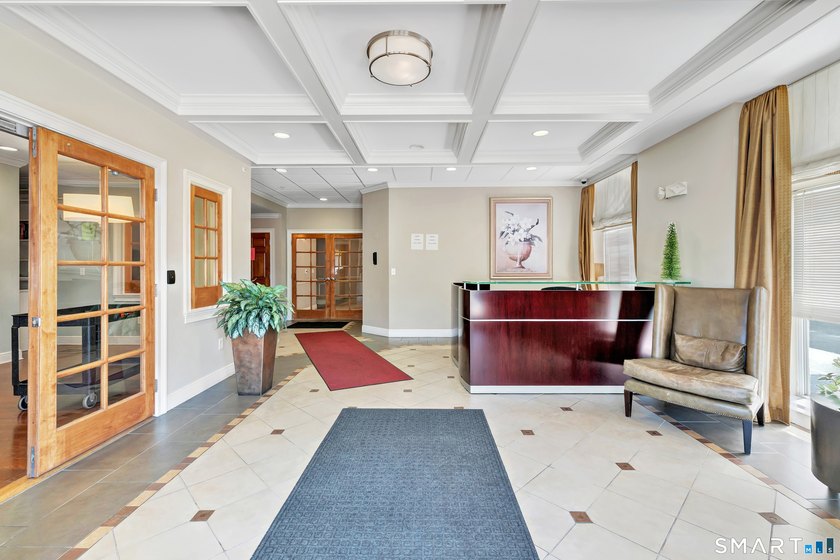 A rare 1,359 sq. ft. urban sanctuary! This luxury 3BR/2BA - photo 8