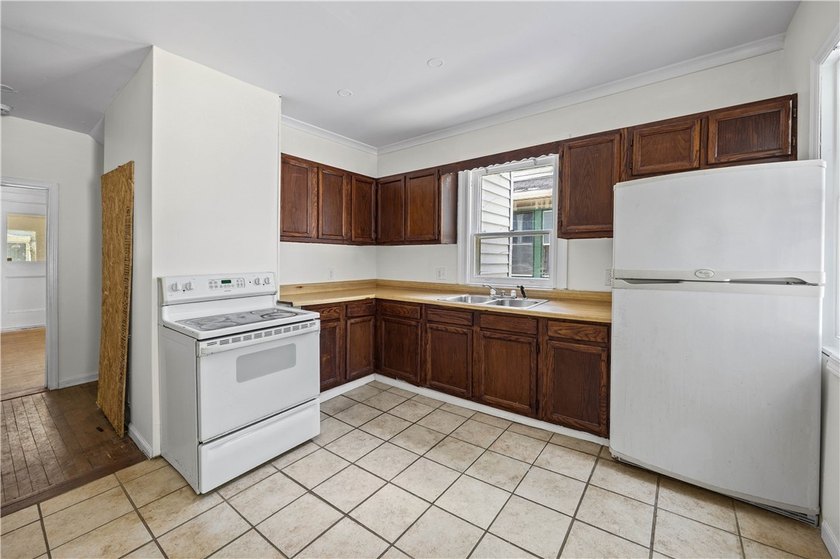 Fantastic investment opportunity in the desirable Maplewood - photo 20