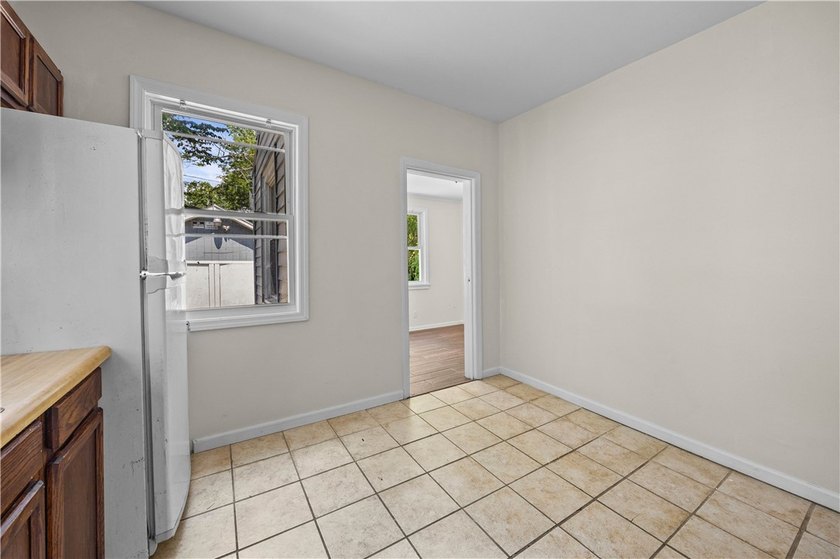 Fantastic investment opportunity in the desirable Maplewood - photo 21