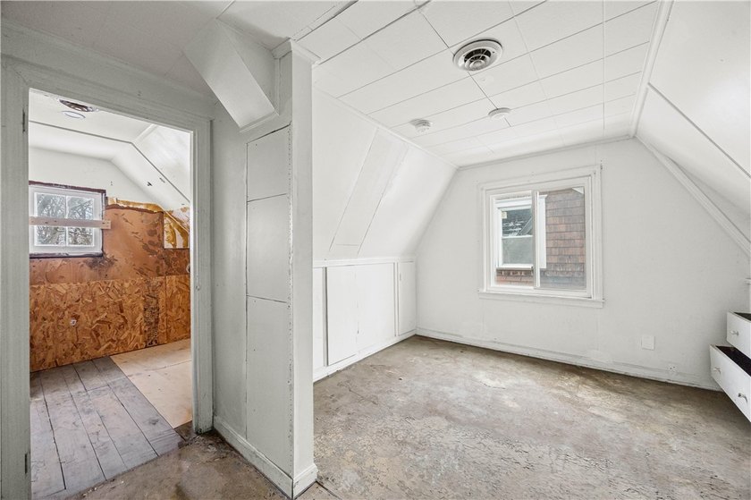 Fantastic investment opportunity in the desirable Maplewood - photo 26