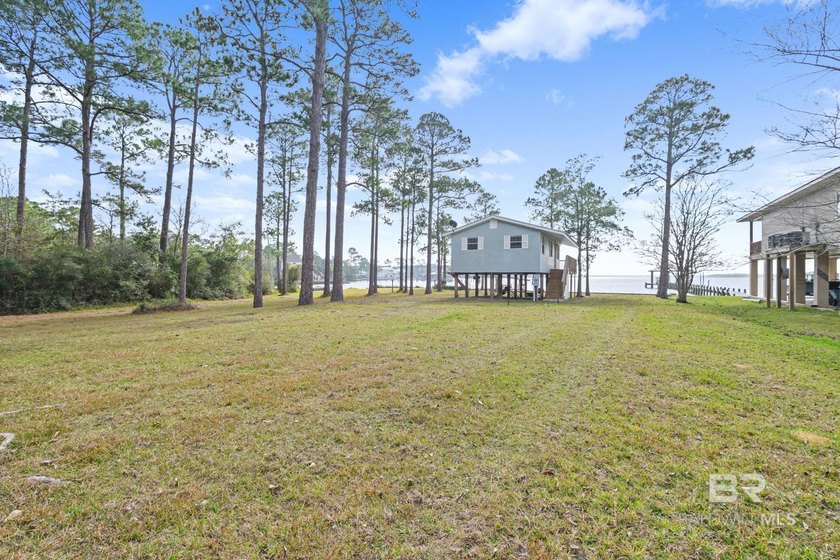 ***VALUE RANGE MARKET: SELLER WILL ENTERTAIN OFFERS BETWEEN $670 - photo 4