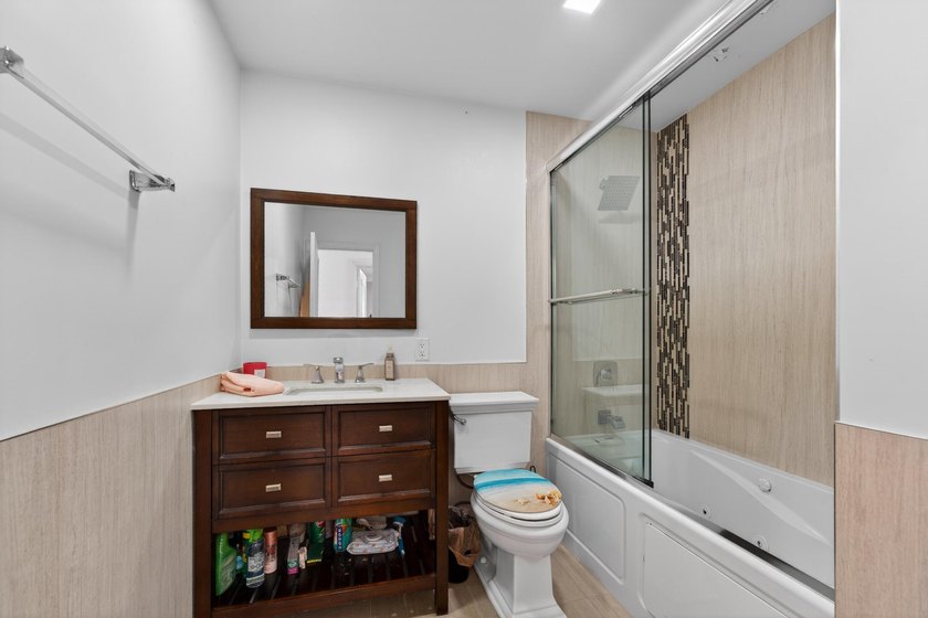 Stunning &amp; fully expanded two-story pool home in the heart of - photo 46