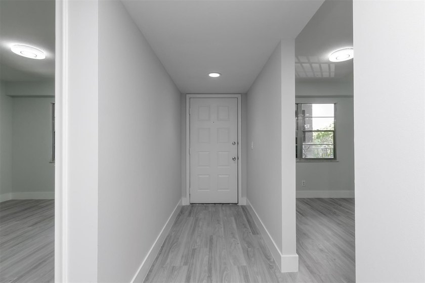 Updated 2 bedroom, 2 bath condo in Century Village in excellent - photo 12