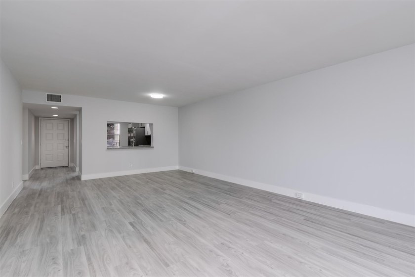 Updated 2 bedroom, 2 bath condo in Century Village in excellent - photo 13