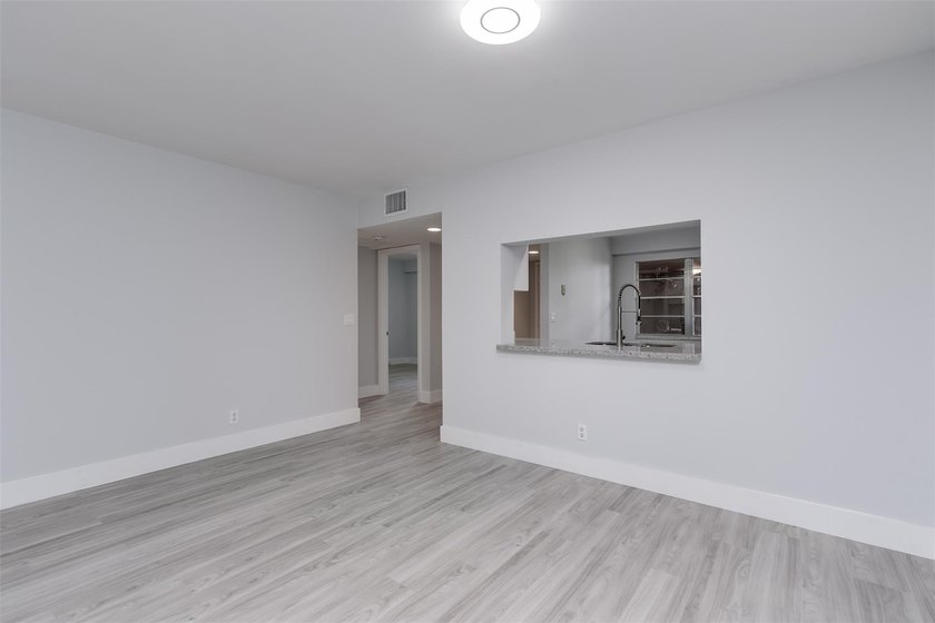 Updated 2 bedroom, 2 bath condo in Century Village in excellent - photo 18