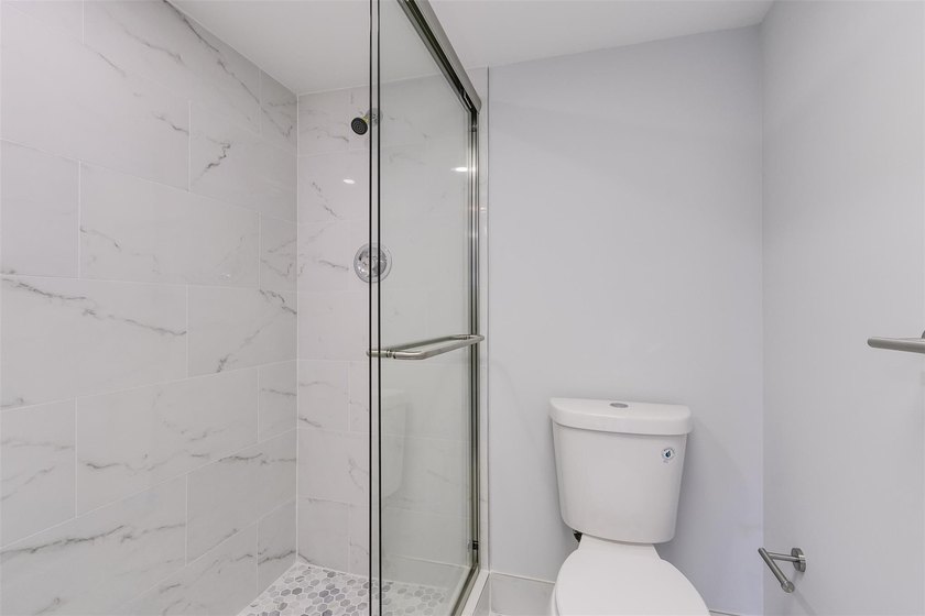 Updated 2 bedroom, 2 bath condo in Century Village in excellent - photo 27