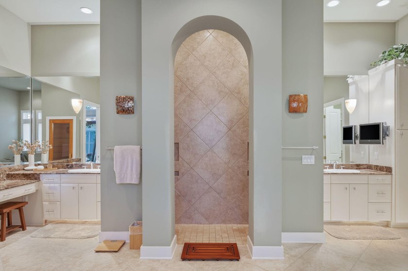 Experience refined coastal luxury in this exceptional 4-bedroom - photo 40