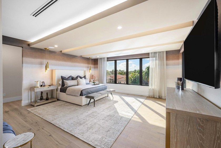 Prepare to be captivated by this extraordinary corner estate in - photo 26
