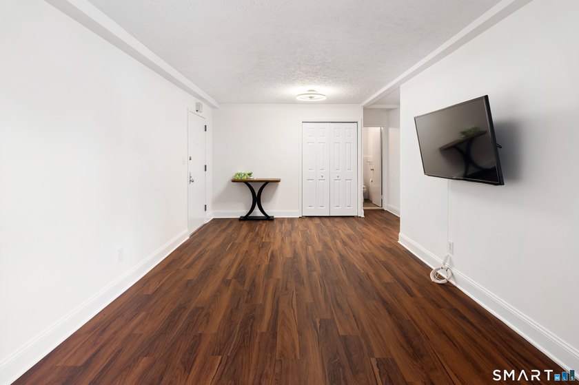 Welcome home to this charming co-op offering the perfect blend - photo 6