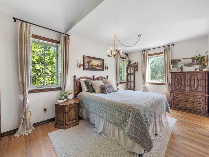 Experience peaceful country living in this beautifully updated - photo 20