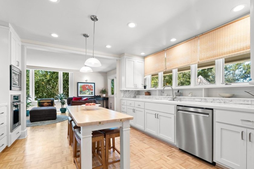 Beautiful custom home in prestigious Moore Creek Estates on the - photo 14