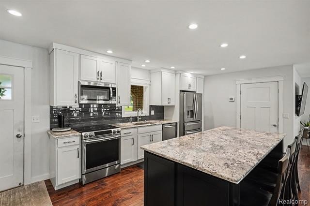 Experience the ultimate lakefront lifestyle on one of the most - photo 14