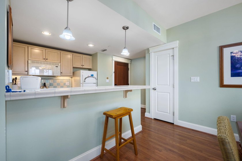 REDUCED TO SELL ......WELCOME TO THE GRAND SANDESTIN! This - photo 5