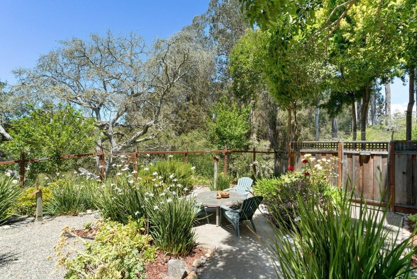 Beautiful custom home in prestigious Moore Creek Estates on the - photo 43